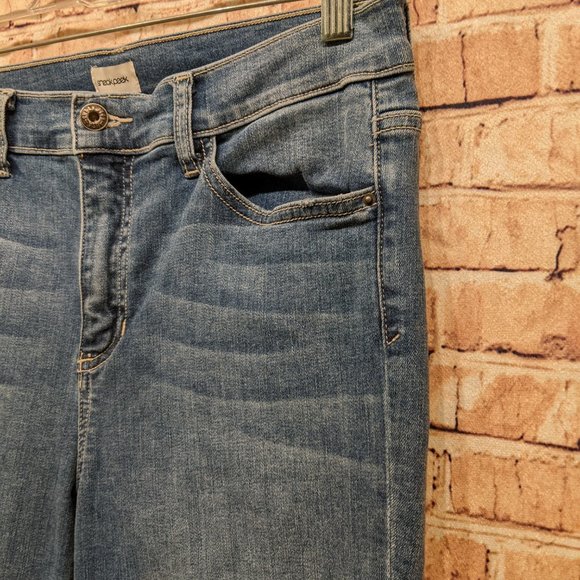 Sneak Peek Jeans Mid Rise Size 11 W30 - Picture 5 of 16